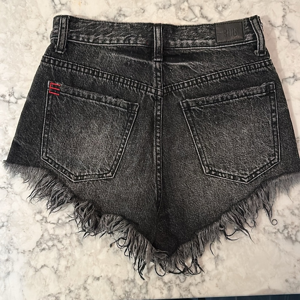 BDG distressed black jeans shorts size 25 - Picture 2 of 2
